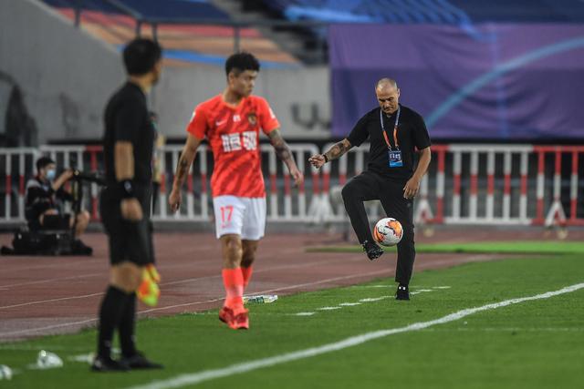 提速时机决定胜负，曼联为何被质疑？